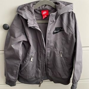 Nike Kids Windbreaker, Grey XS